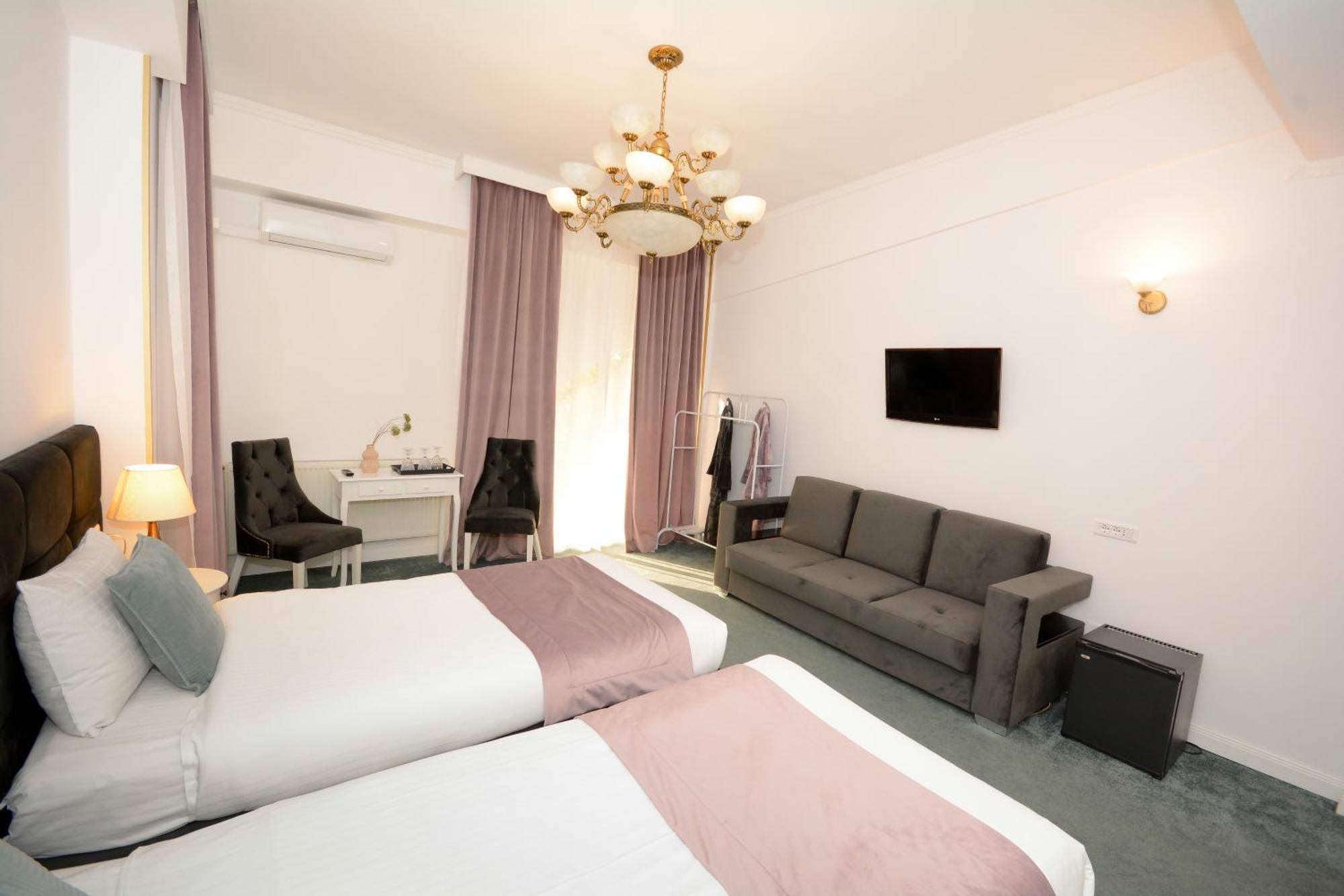 Hotel Andre'S Craiova Exterior foto